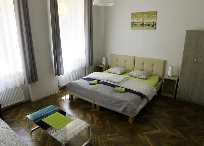 Dream Hostel&Apartments