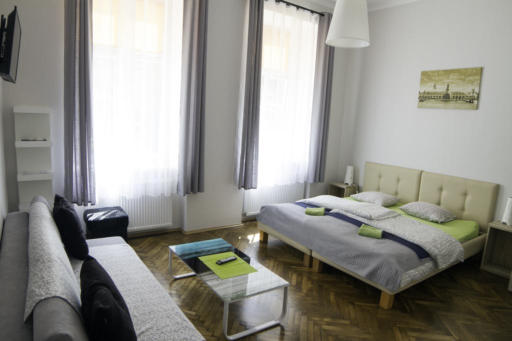 Dream Hostel&apartments Hostel